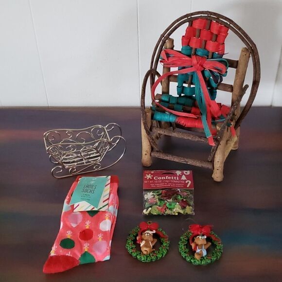 Lot of 6 Christmas Items - Picture 1 of 4